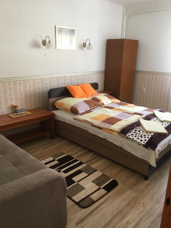 Buekk Vendeghaz Hotel นอซวาย ภายนอก รูปภาพ